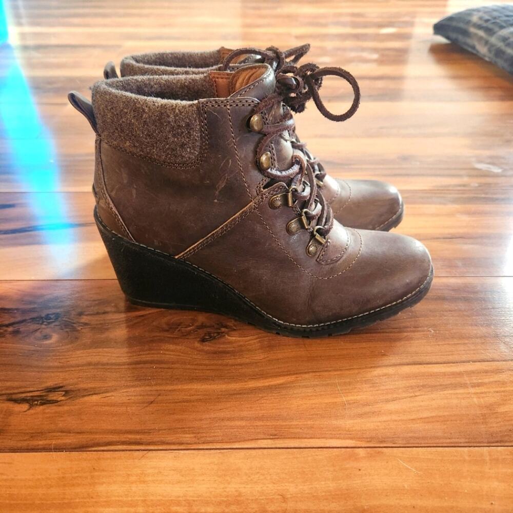 Sperry Brown Heeled Boots